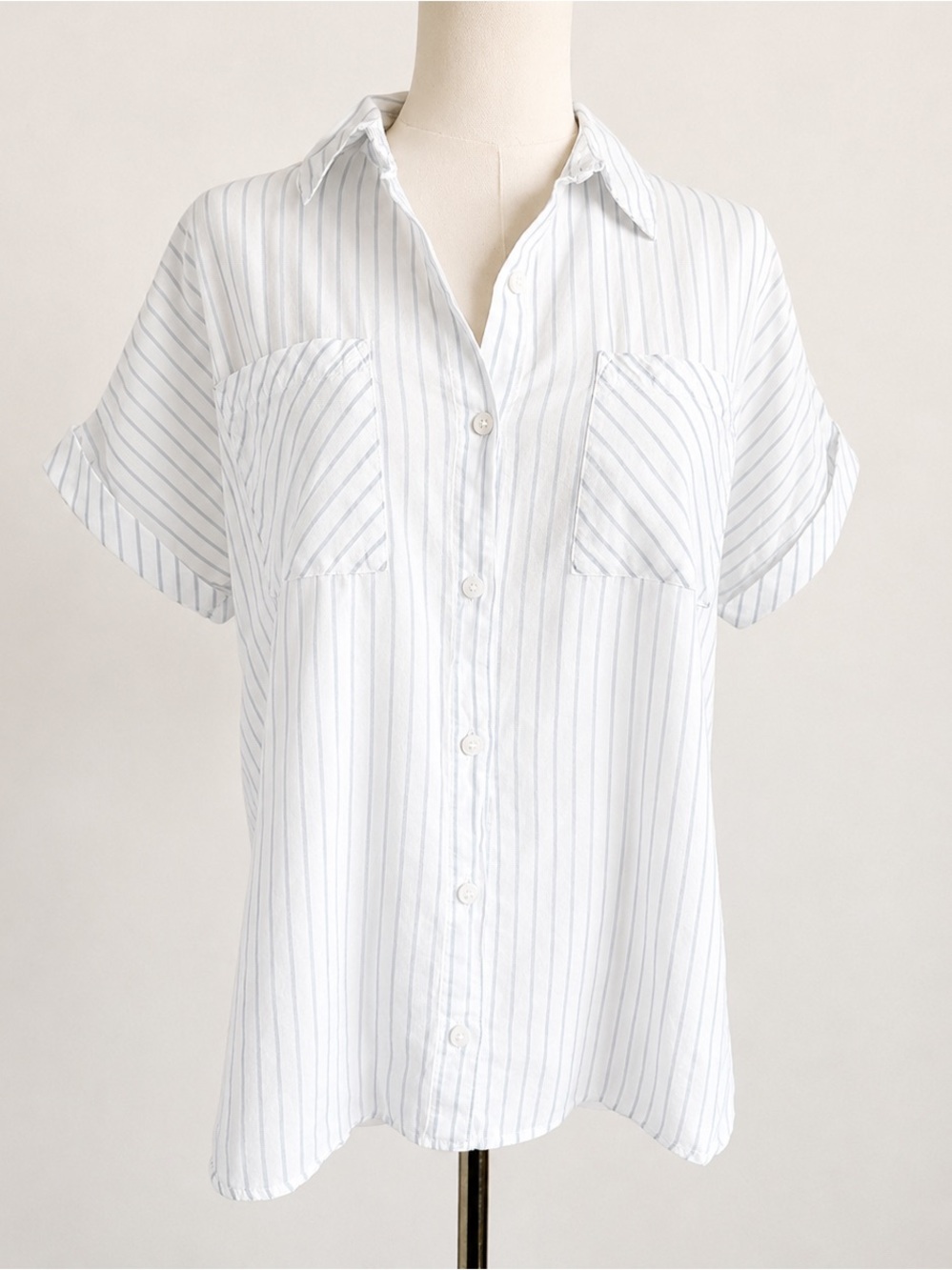 Orvis Women’s Blue White Striped Cotton Button Front Shirt Small Coastal